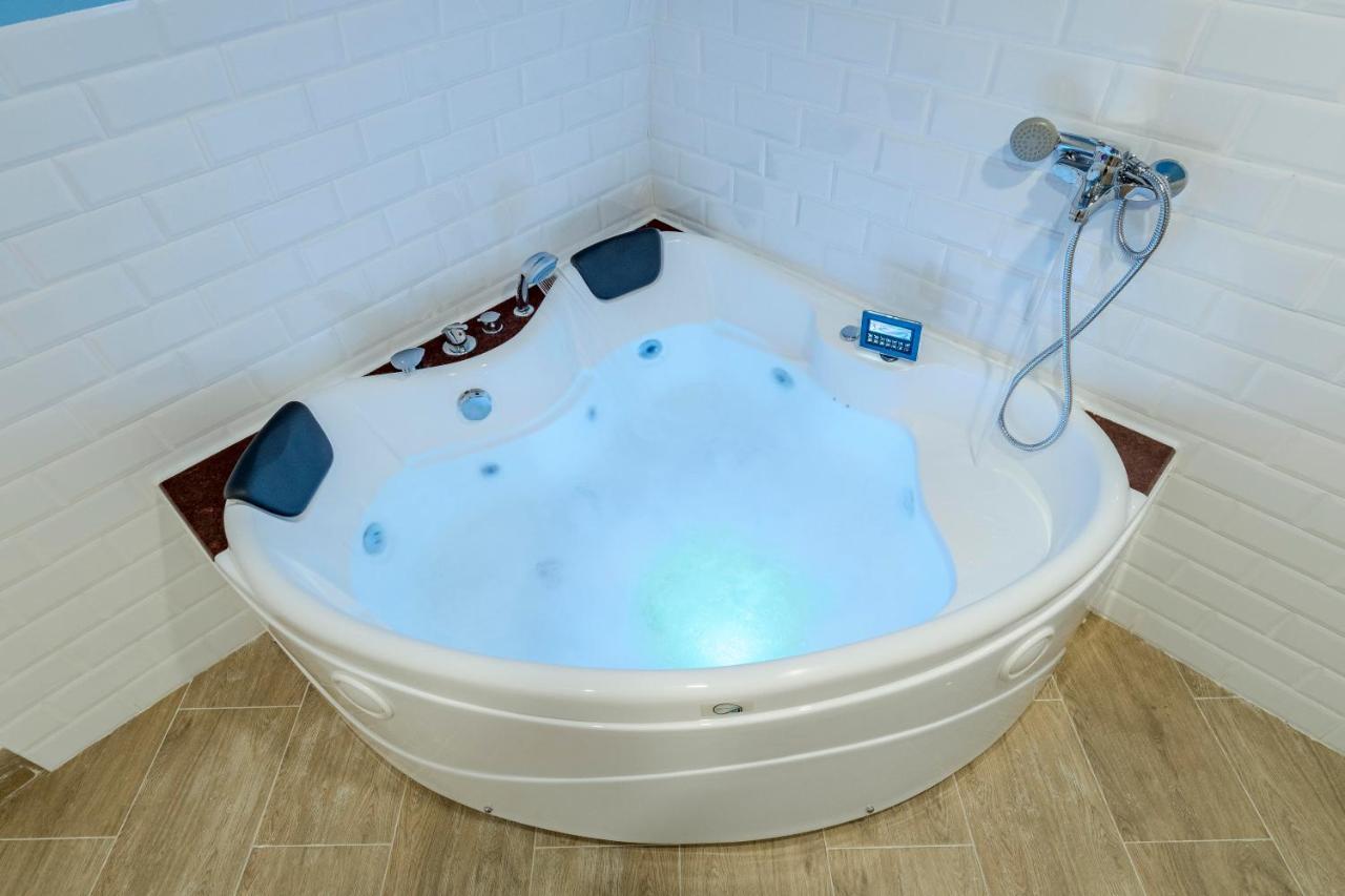 El Triangulo Del Arte - Jacuzzi Lägenhet Madrid Exteriör bild